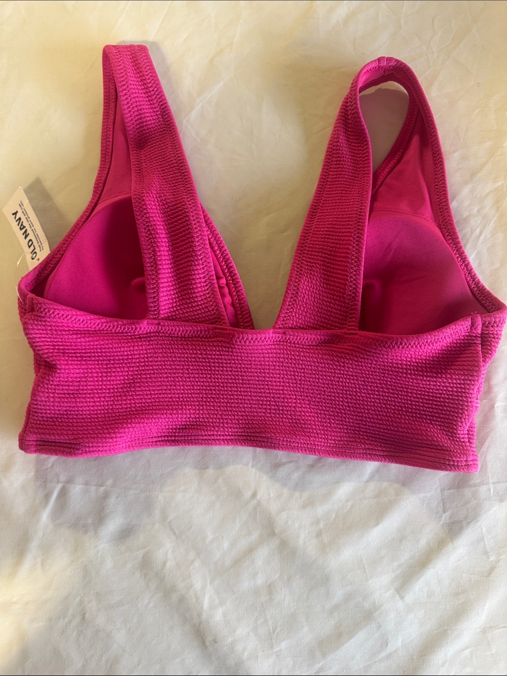 Old Navy Bright Pink Wireless V-Neck Bralette - Picture 3 of 5